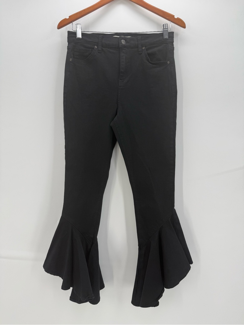 Topshop Moto Jamie Black Ruffle Hem Flare Jeans Stretch Denim Statement Pants - Picture 4 of 8